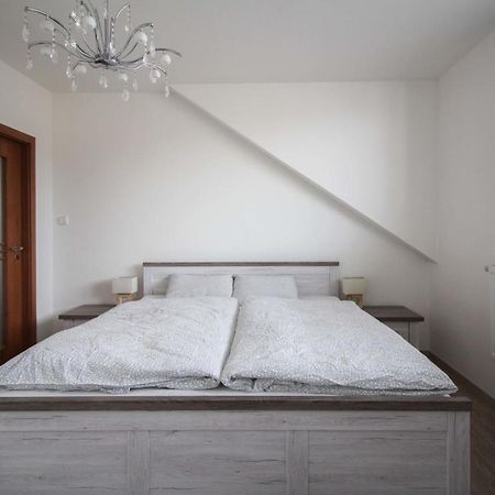 Apartman Pod Hrebienkom Veľký Slavkov Exterior foto